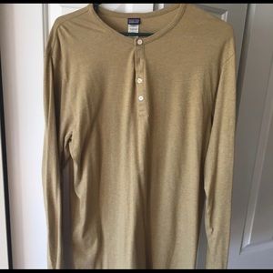 Long sleeve T-shirt